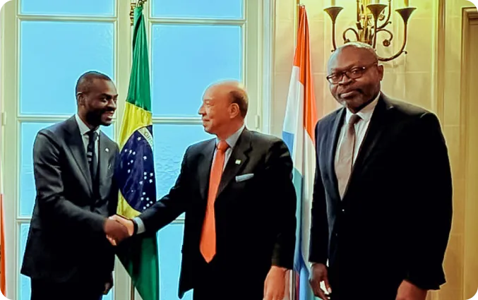 Échange diplomatique avec S.E. Silvio Albuquerque