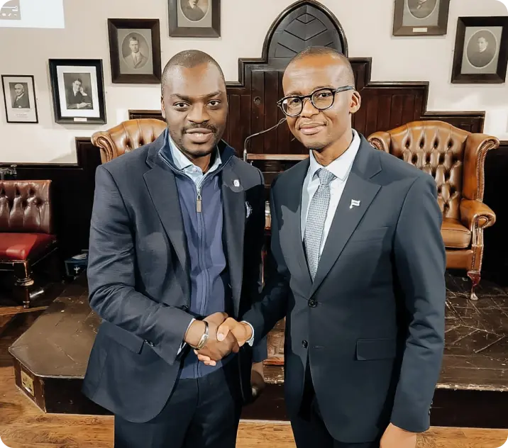 Adebissi Djogan avec Ndaba Gaolathe