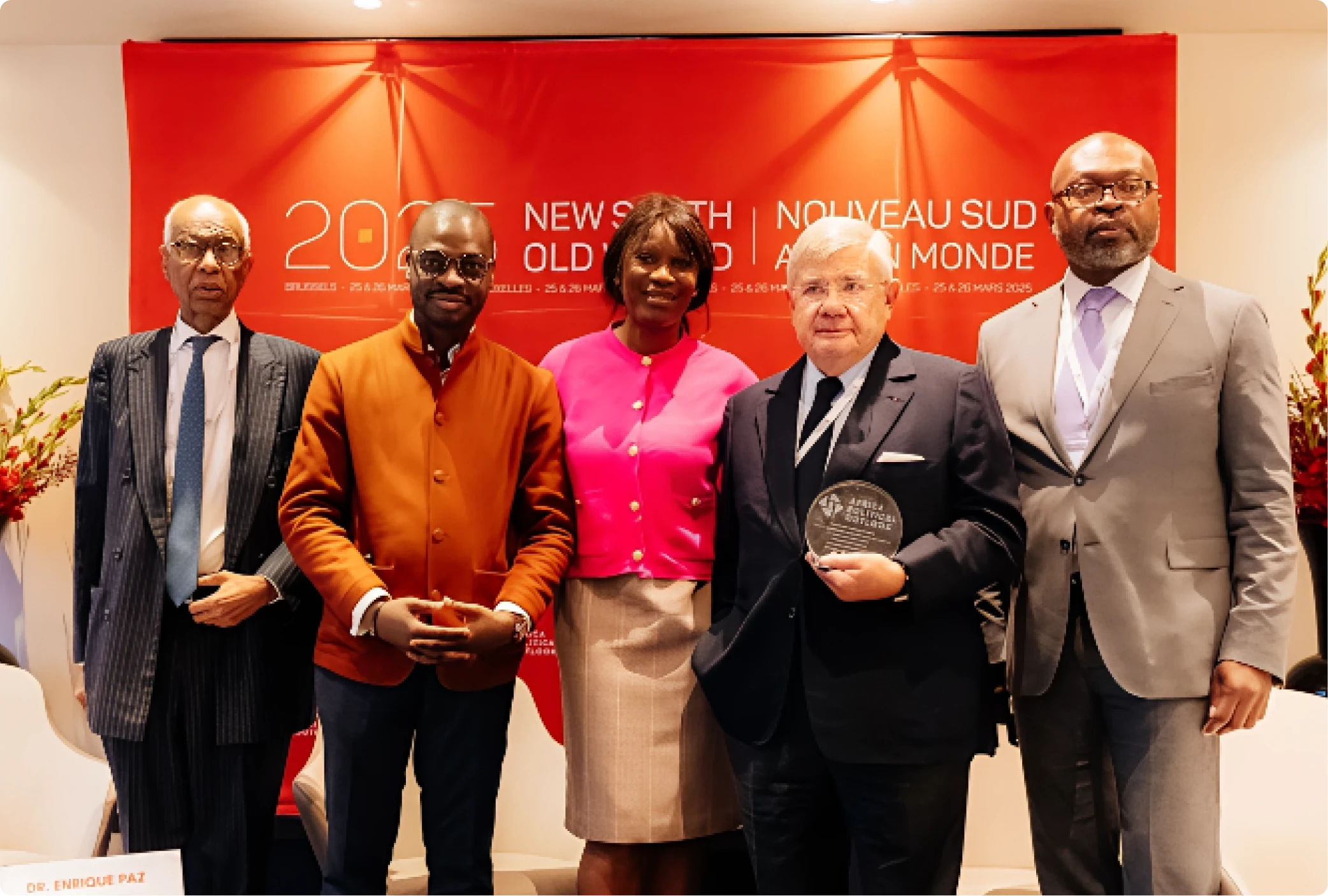 Jean-Yves Ollivier avec Viwanou Gnassouna, Adebissi Djogan